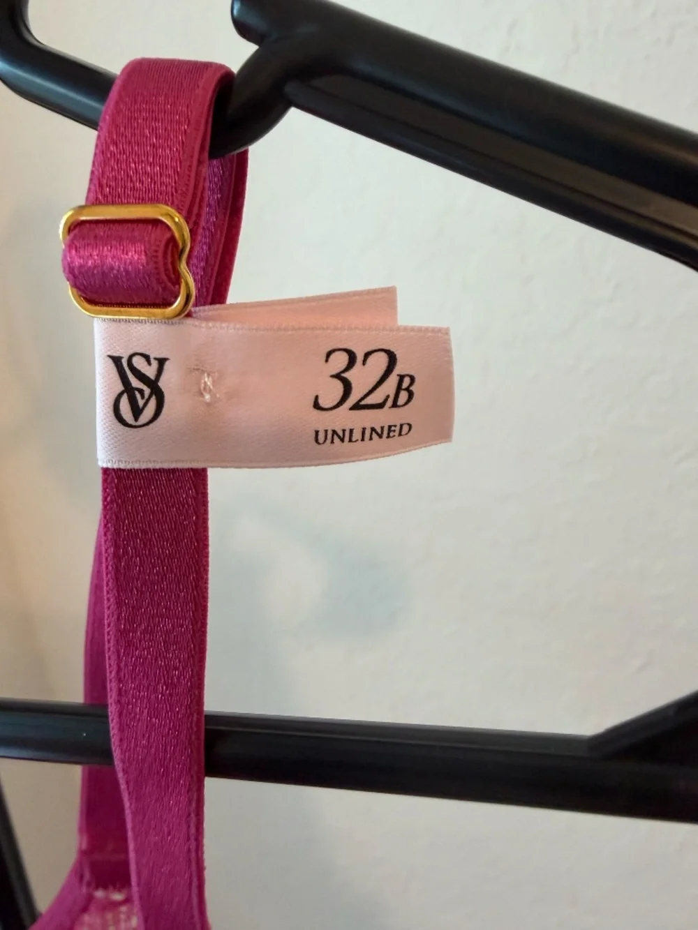 Victoria's Secret Dream Angels Wicked Unlined Lace Balconette Bra Size 32B